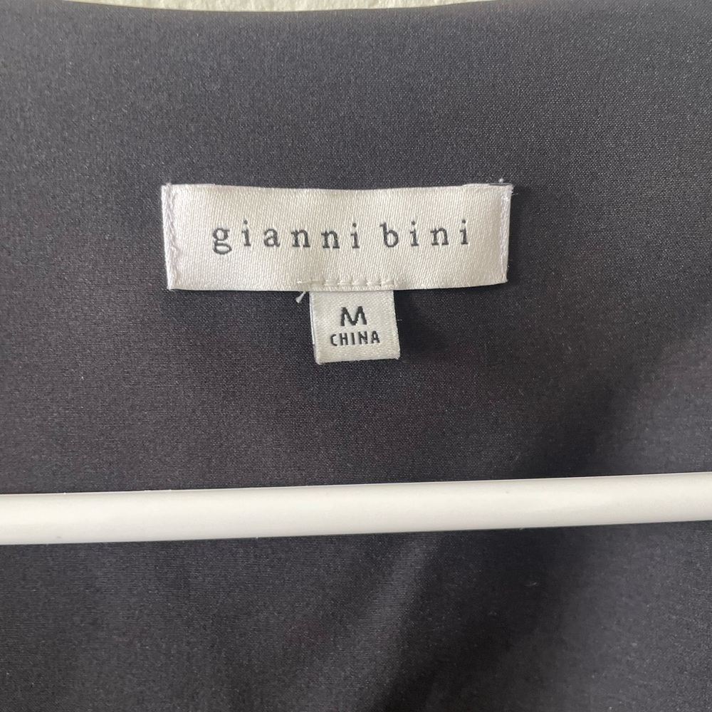 Gianni Bini black Avery long sleeve point collar neck mini wrap dress - Picture 4 of 5